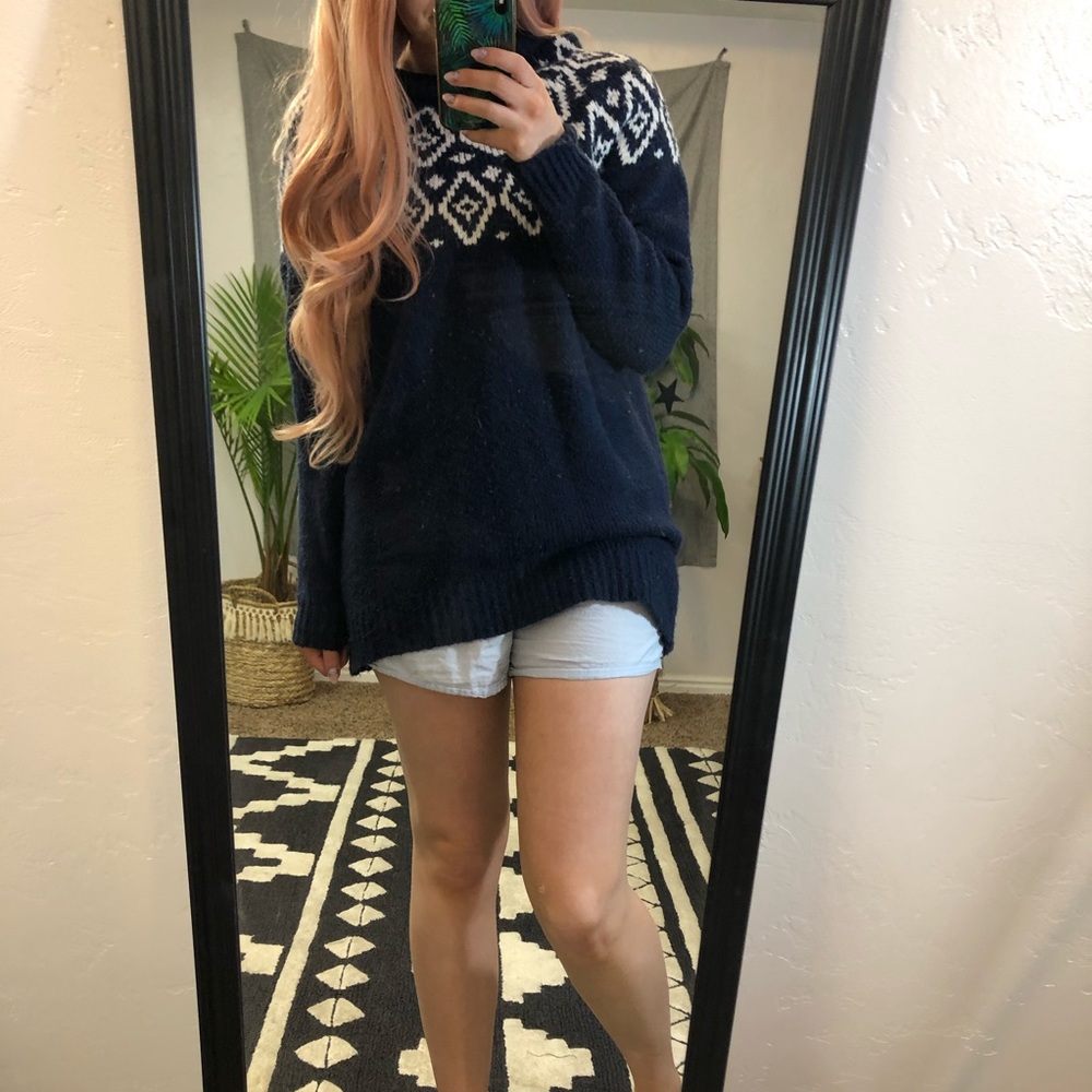 American Eagle knit sweater